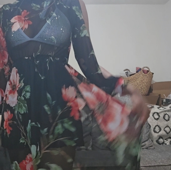 M floral Swim cover - Picture 3 of 8